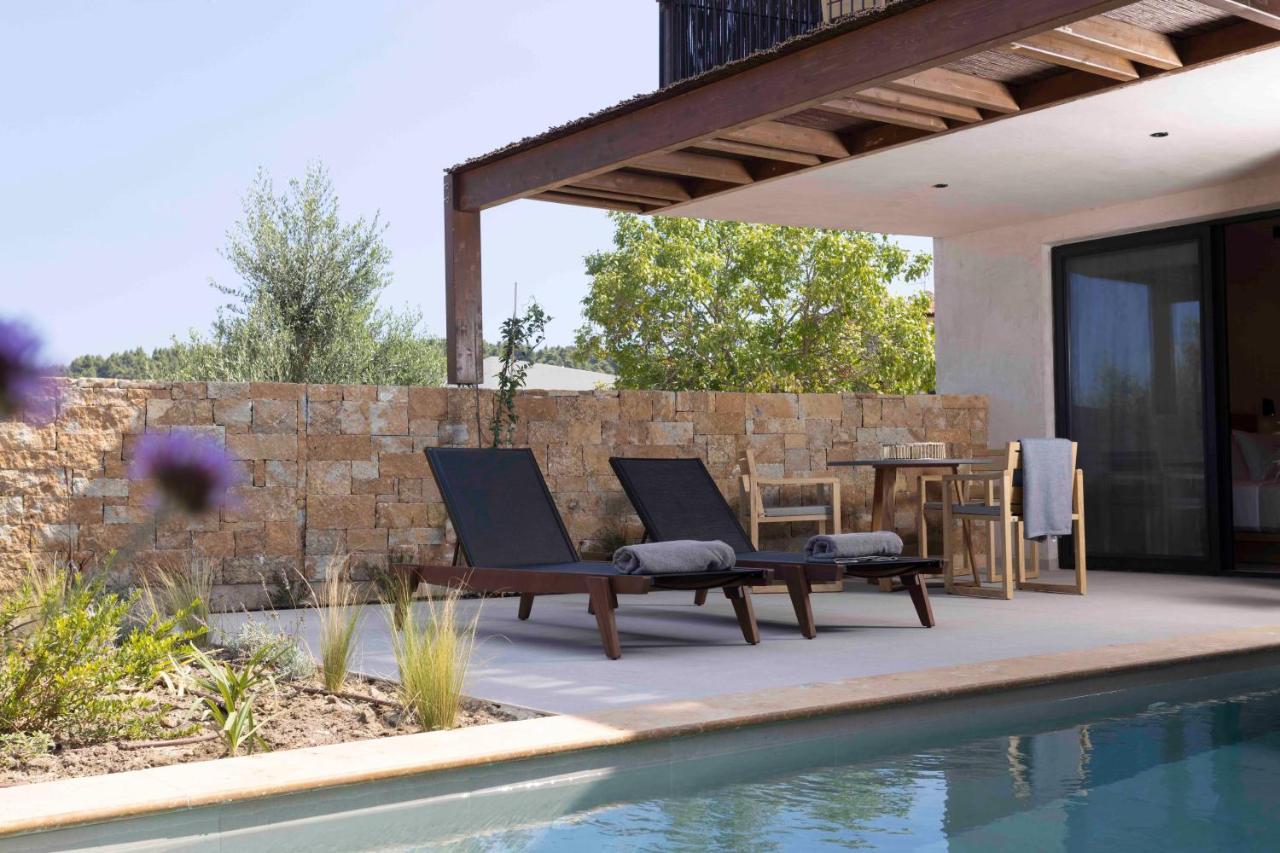 Pnoes Luxury Suites Palioúrion Exterior foto