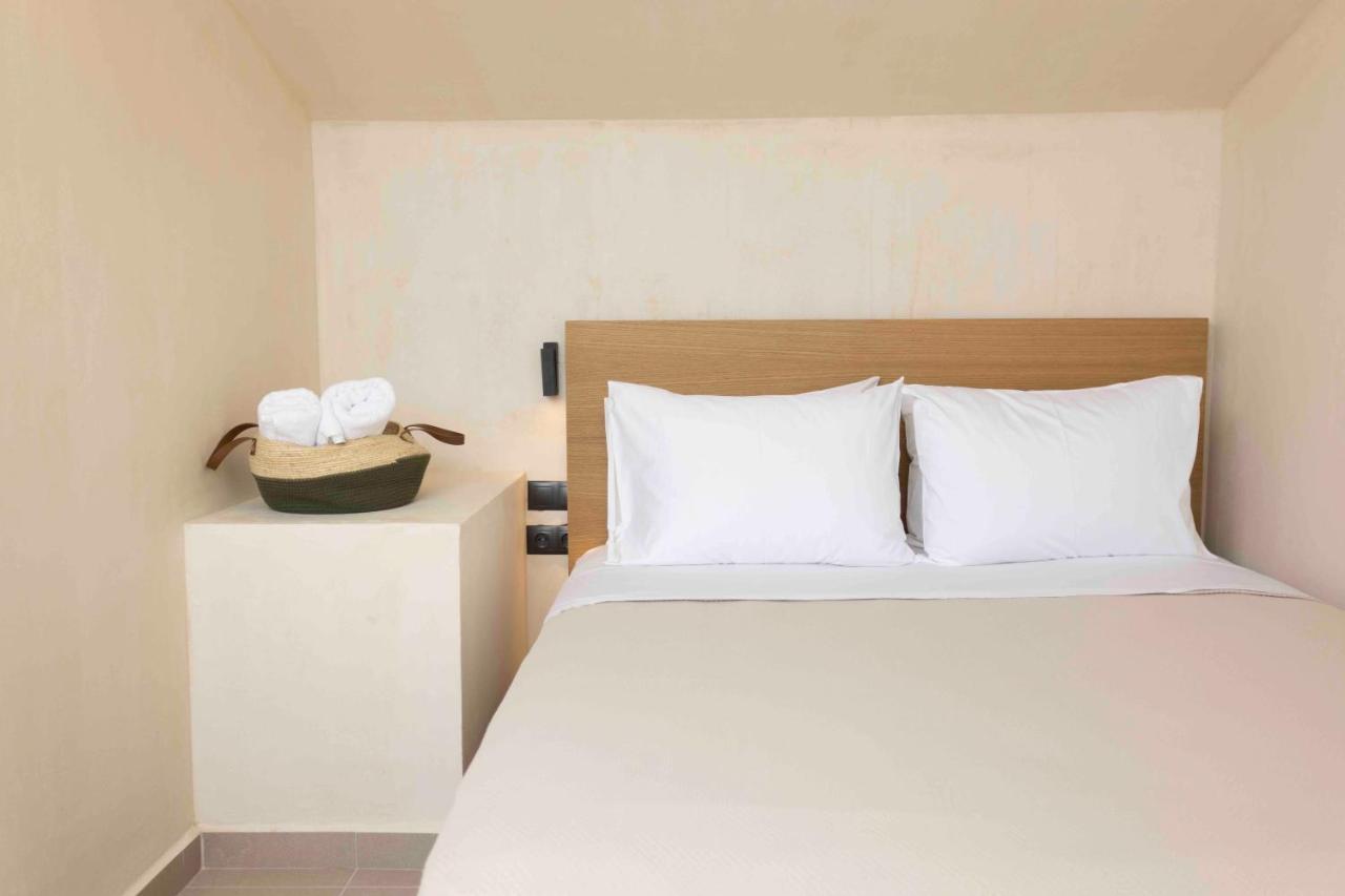 Pnoes Luxury Suites Palioúrion Exterior foto
